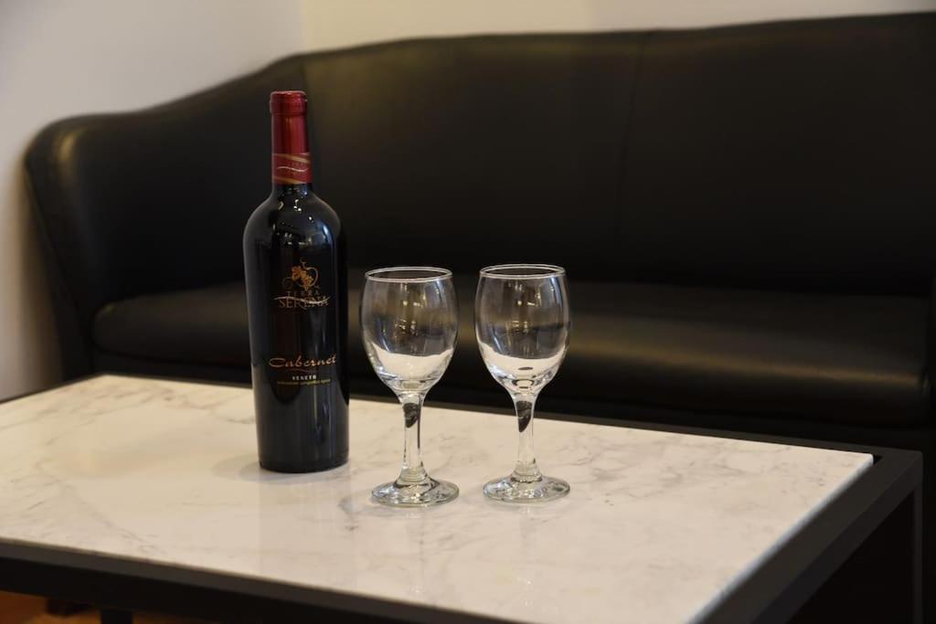 Syntagma Square, 30Sqm Nikis Luxurious Studio Athen Eksteriør bilde